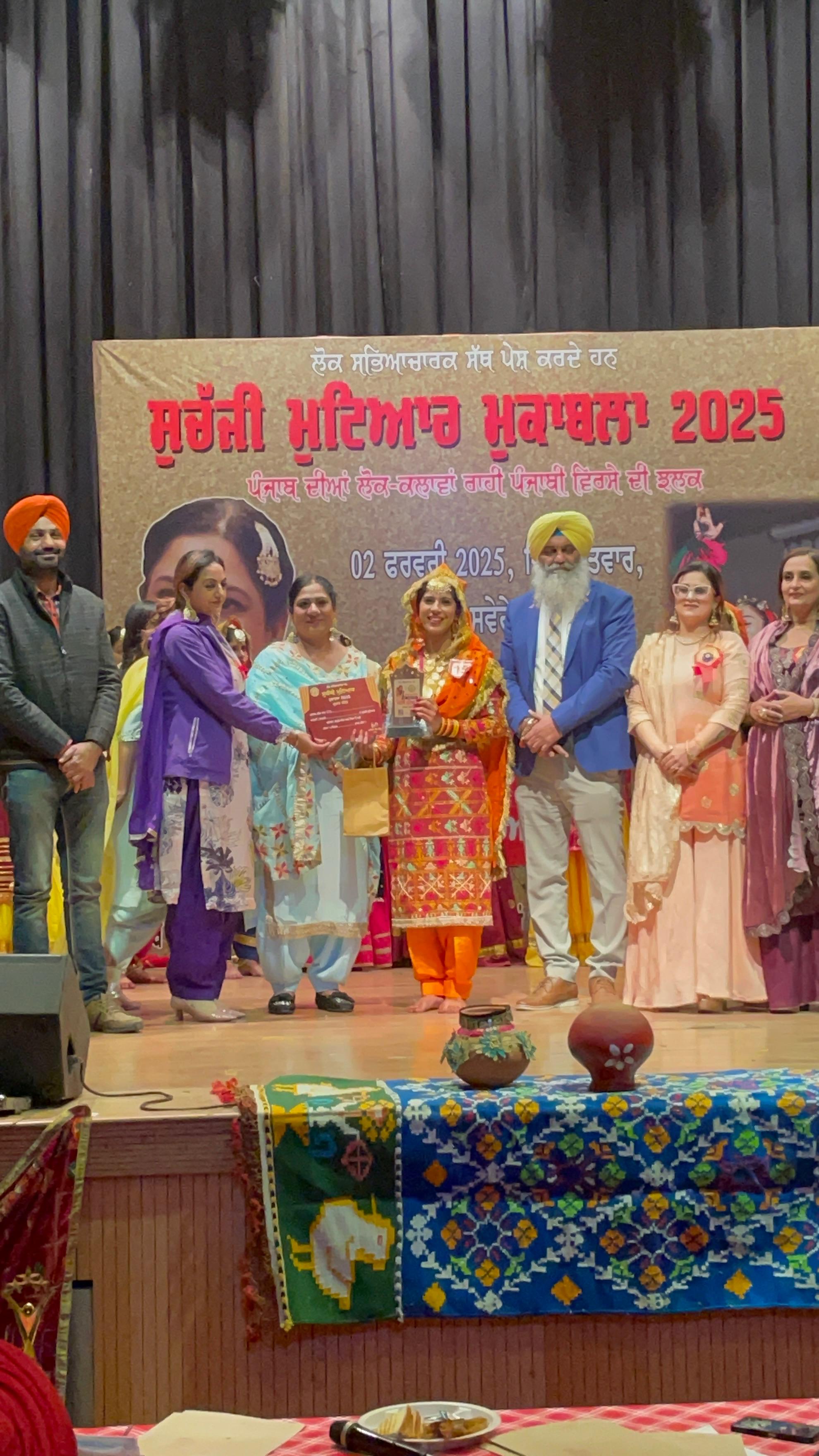 Harshdeep Kaur from Garhshankar won the Sachaji Muttiyar competition.